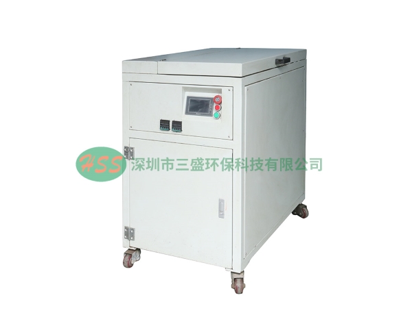 飯?zhí)脧N余垃圾處理設(shè)備能“搞定”油污？還需單獨(dú)處理嗎？